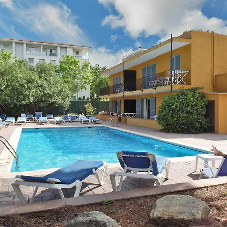 Les Palmeres Apartmán